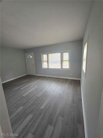 4542 W 172 Street, Cleveland, OH 44135
