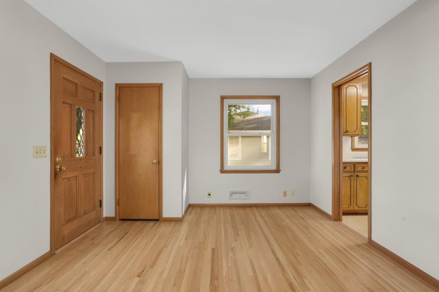 7214 Clinton Avenue, Richfield, MN 55423