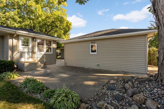 7214 Clinton Avenue, Richfield, MN 55423