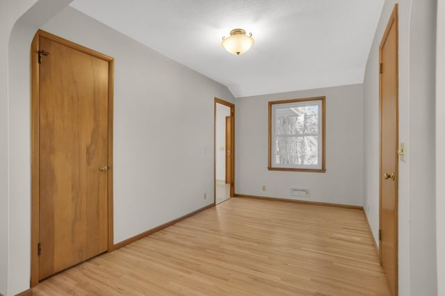 7214 Clinton Avenue, Richfield, MN 55423