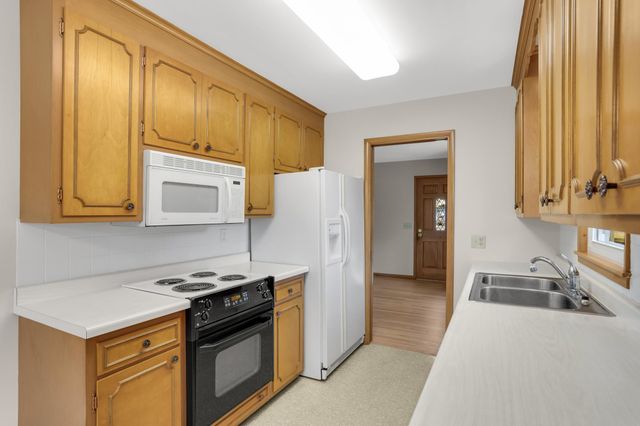 7214 Clinton Avenue, Richfield, MN 55423