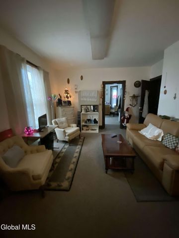 1061 Madison Avenue, Albany, NY 12208