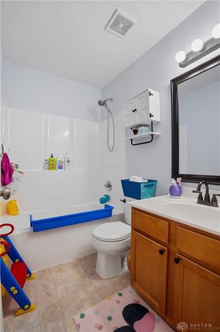 5546 Wetherly Drive, South Lebanon, OH 45065