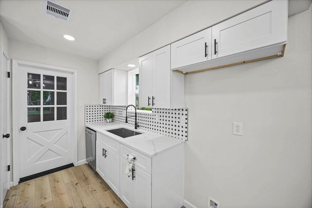 2915 Cherry Springs Drive, Missouri City, TX 77459