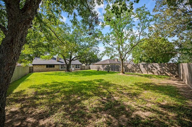 2915 Cherry Springs Drive, Missouri City, TX 77459