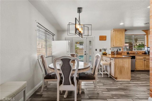 1523 E Avenue J6, Lancaster, CA 93535