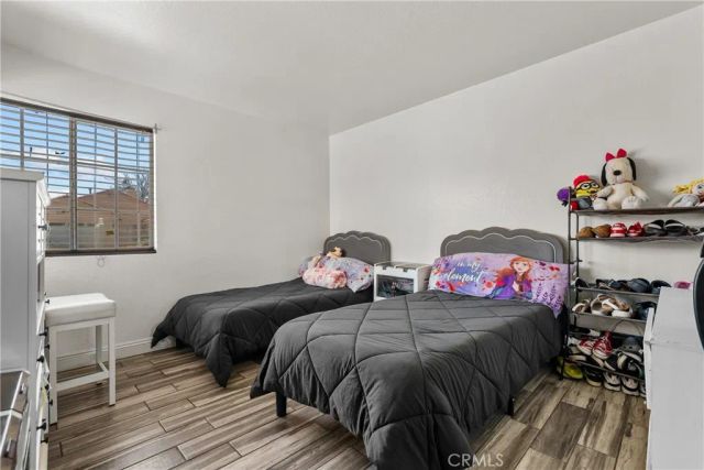 1523 E Avenue J6, Lancaster, CA 93535