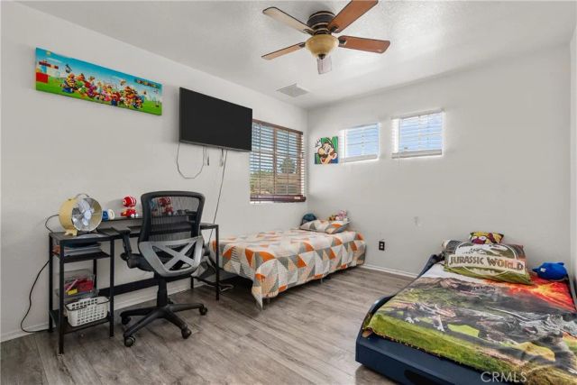 1523 E Avenue J6, Lancaster, CA 93535
