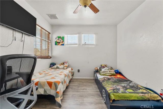 1523 E Avenue J6, Lancaster, CA 93535