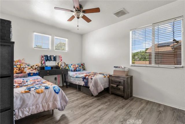 1523 E Avenue J6, Lancaster, CA 93535