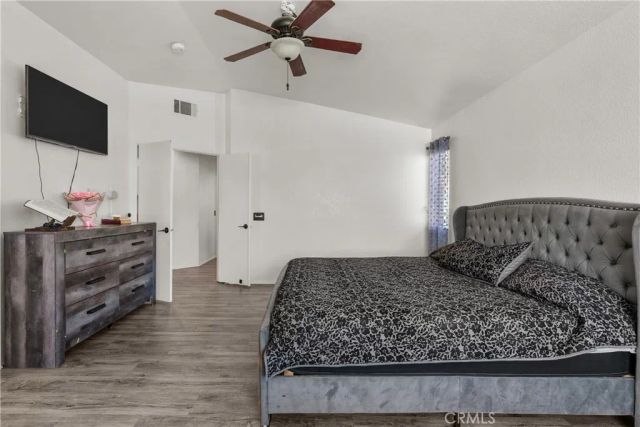 1523 E Avenue J6, Lancaster, CA 93535