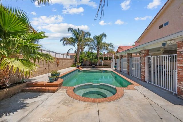 1523 E Avenue J6, Lancaster, CA 93535