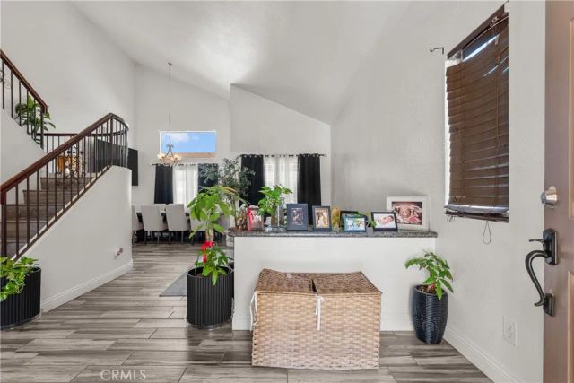 1523 E Avenue J6, Lancaster, CA 93535