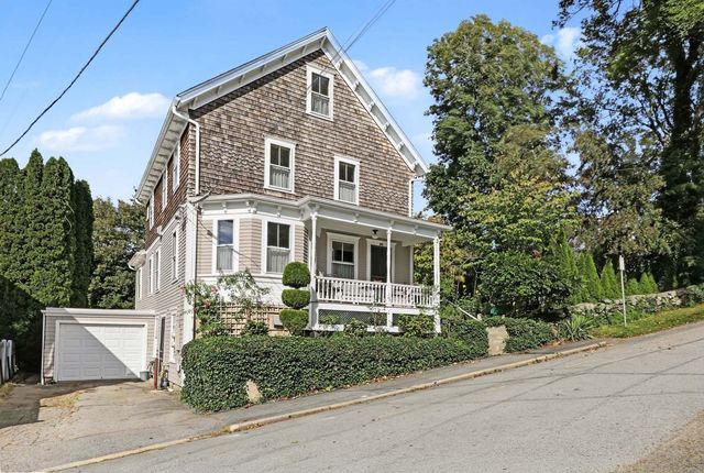 56 Lawton Ave, Tiverton, RI 02878