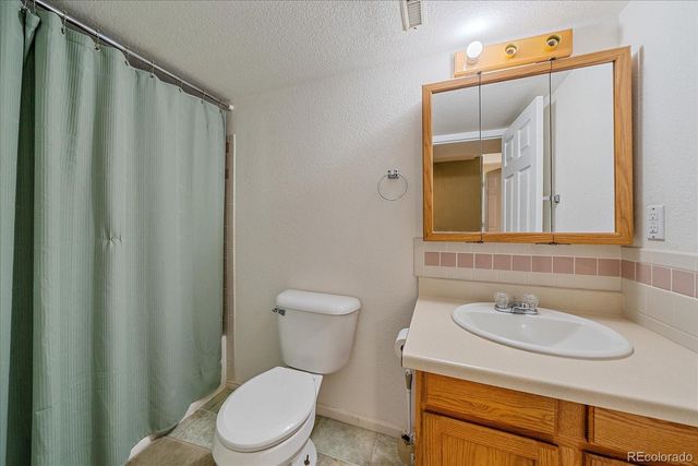 1320 W 12th Avenue, Broomfield, CO 80020