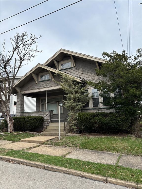 115 Woodrow Ct., Sharon, PA 16146