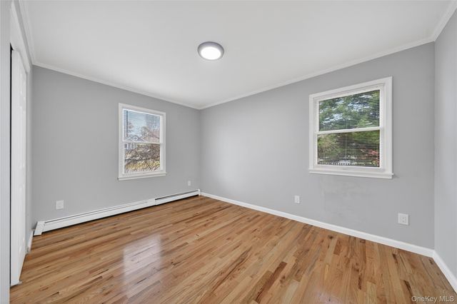 45 Oak Avenue, Shirley, NY 11967