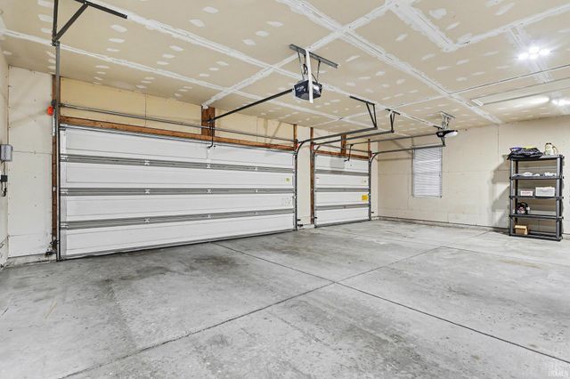 53420 Old Farm Road, Elkhart, IN 46514