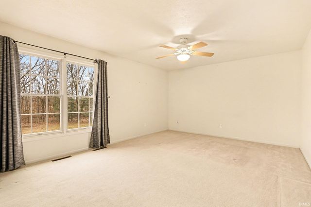 53420 Old Farm Road, Elkhart, IN 46514