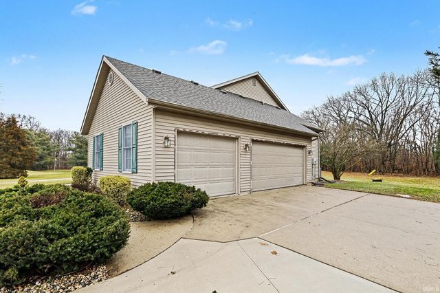 53420 Old Farm Road, Elkhart, IN 46514