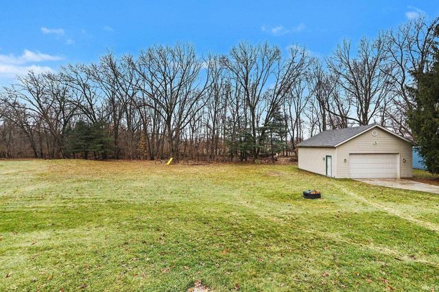 53420 Old Farm Road, Elkhart, IN 46514