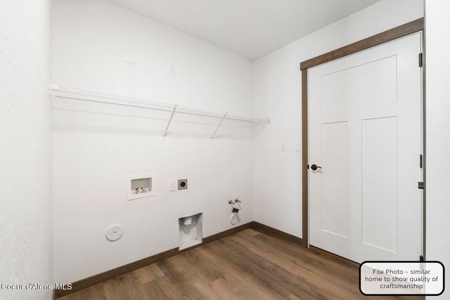 9006 W CULTIVATOR AVE, Rathdrum, ID 83858