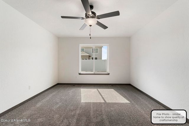 9006 W CULTIVATOR AVE, Rathdrum, ID 83858
