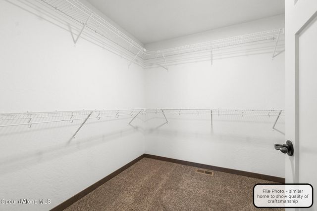 9006 W CULTIVATOR AVE, Rathdrum, ID 83858