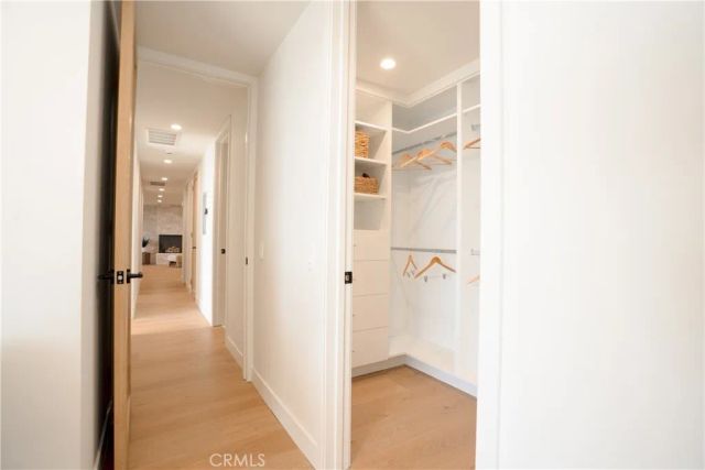 100 S Doheny Drive 1105, Los Angeles, CA 90048
