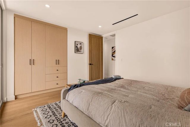 100 S Doheny Drive 1105, Los Angeles, CA 90048