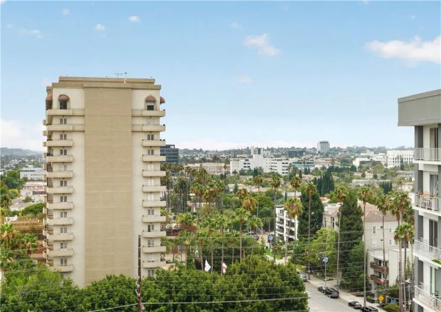 100 S Doheny Drive 1105, Los Angeles, CA 90048