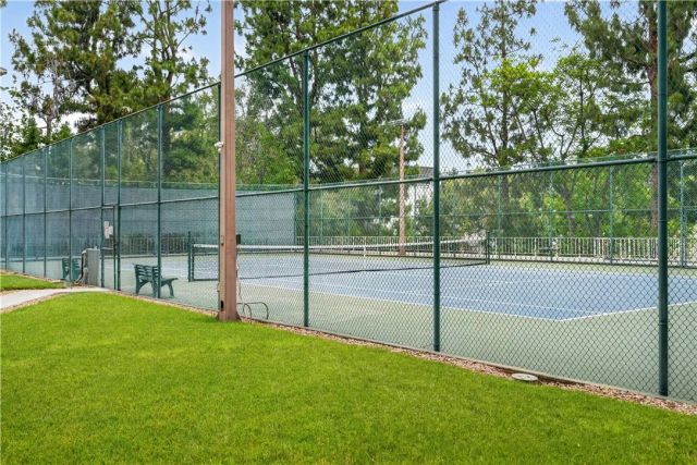 100 S Doheny Drive 1105, Los Angeles, CA 90048