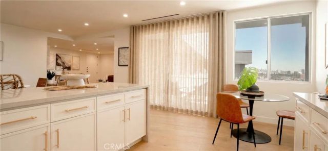 100 S Doheny Drive 1105, Los Angeles, CA 90048