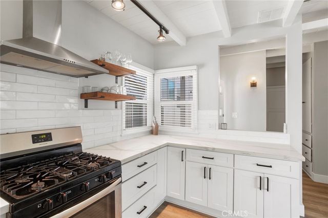 27 66th Place, Long Beach, CA 90803