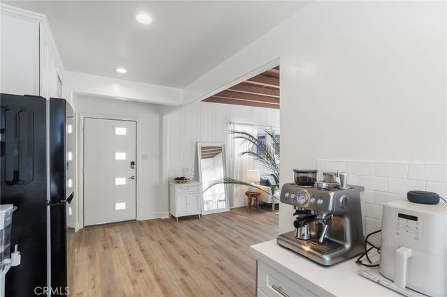 27 66th Place, Long Beach, CA 90803