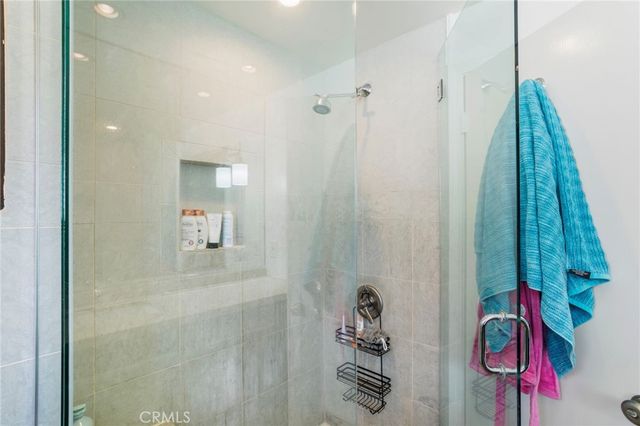 27 66th Place, Long Beach, CA 90803