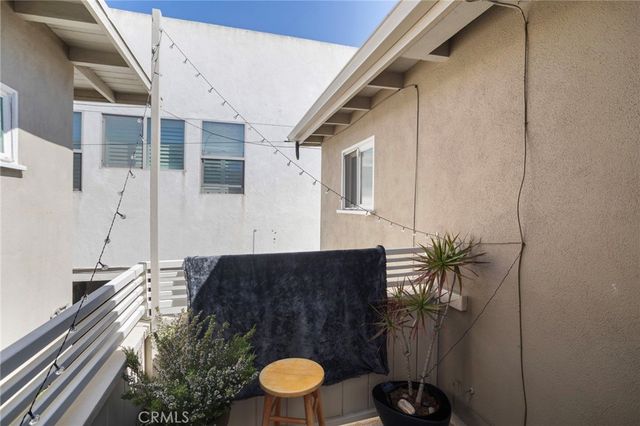 27 66th Place, Long Beach, CA 90803