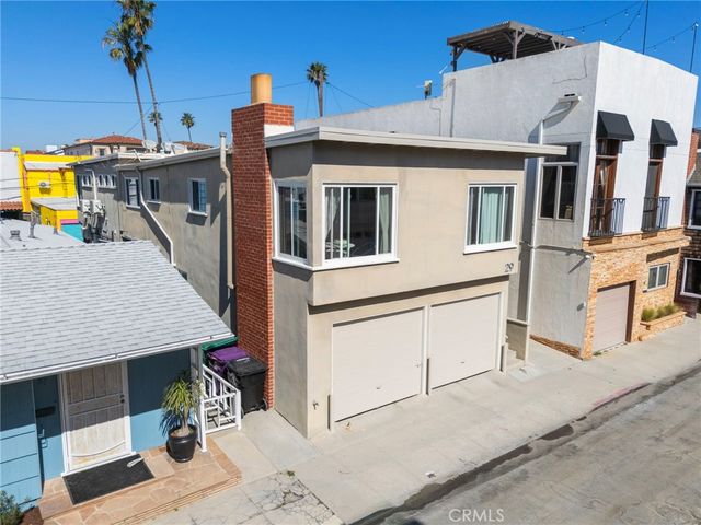 27 66th Place, Long Beach, CA 90803