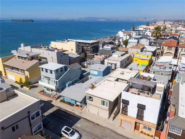 27 66th Place, Long Beach, CA 90803