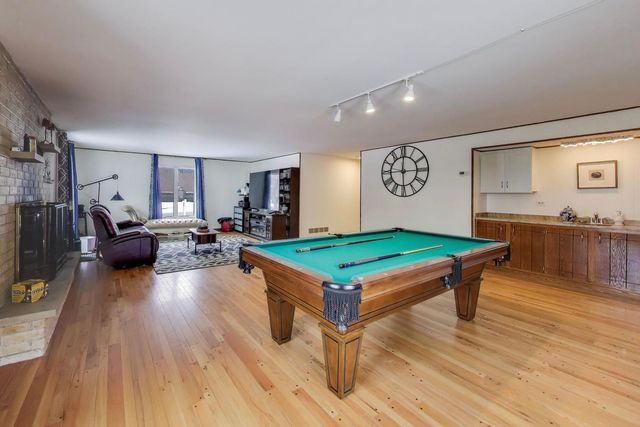 511 Mark Lane, Downers Grove, IL 60516