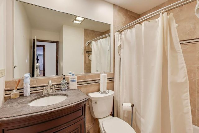 511 Mark Lane, Downers Grove, IL 60516