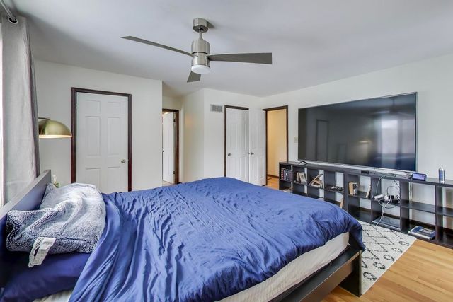 511 Mark Lane, Downers Grove, IL 60516