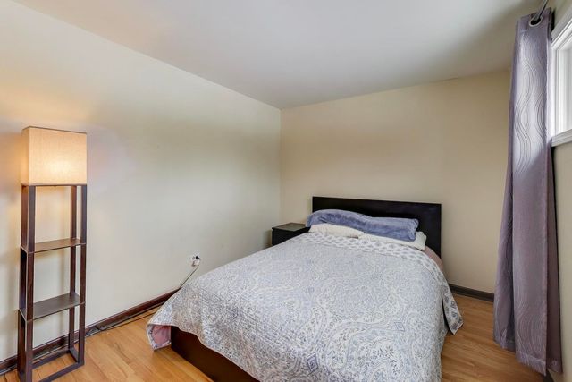 511 Mark Lane, Downers Grove, IL 60516