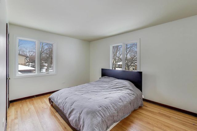 511 Mark Lane, Downers Grove, IL 60516