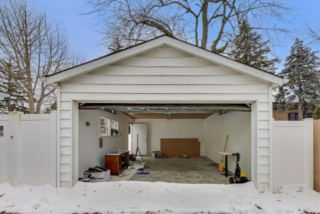 511 Mark Lane, Downers Grove, IL 60516