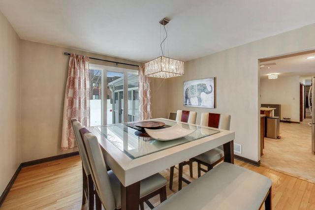 511 Mark Lane, Downers Grove, IL 60516