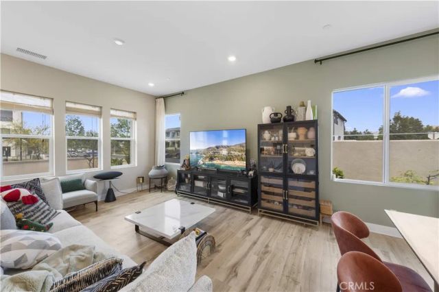 130 Yugen, Irvine, CA 92618