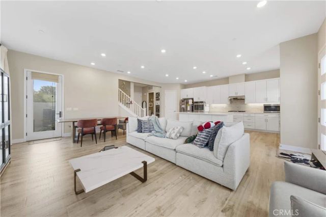 130 Yugen, Irvine, CA 92618