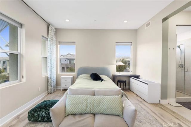 130 Yugen, Irvine, CA 92618