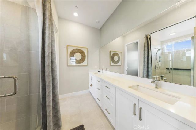 130 Yugen, Irvine, CA 92618